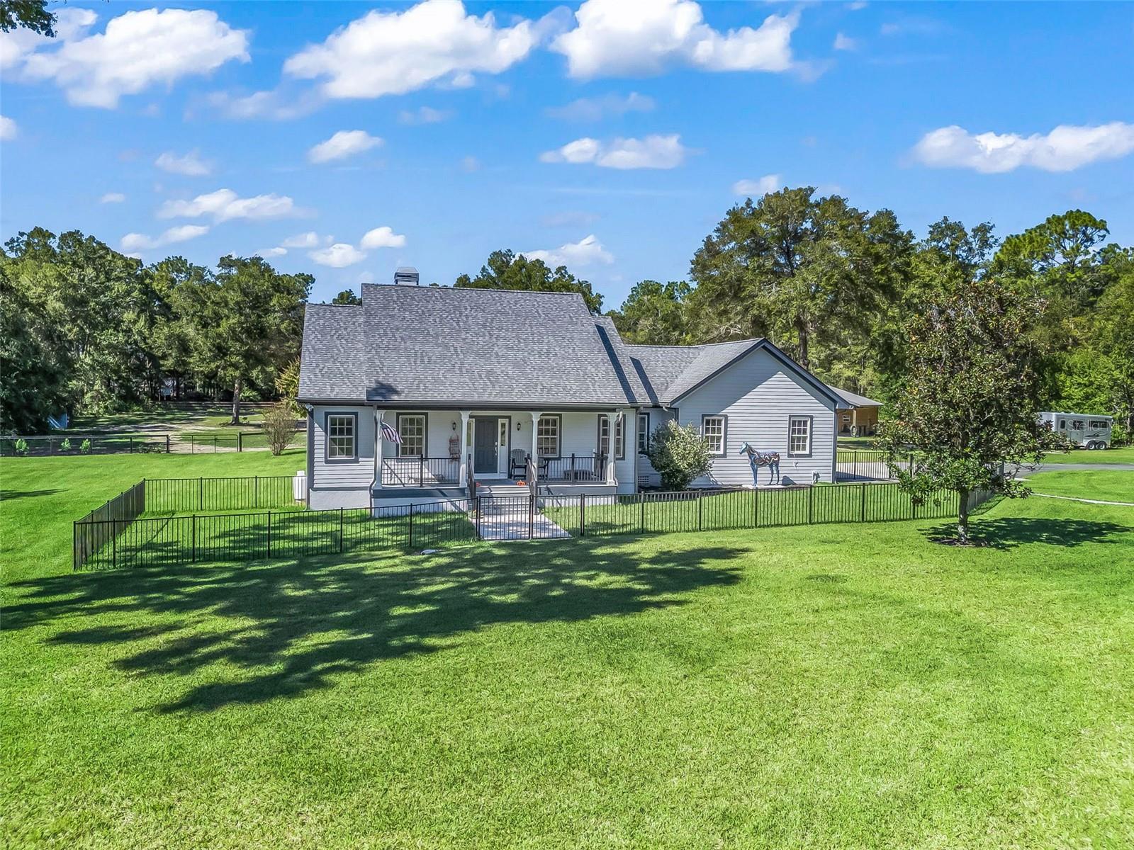 Image 5 of 56 For 10571 8th Lane