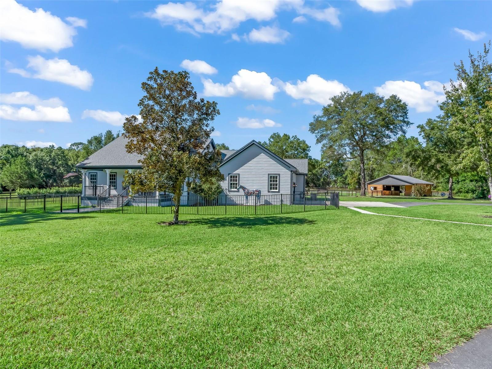 Image 6 of 56 For 10571 8th Lane