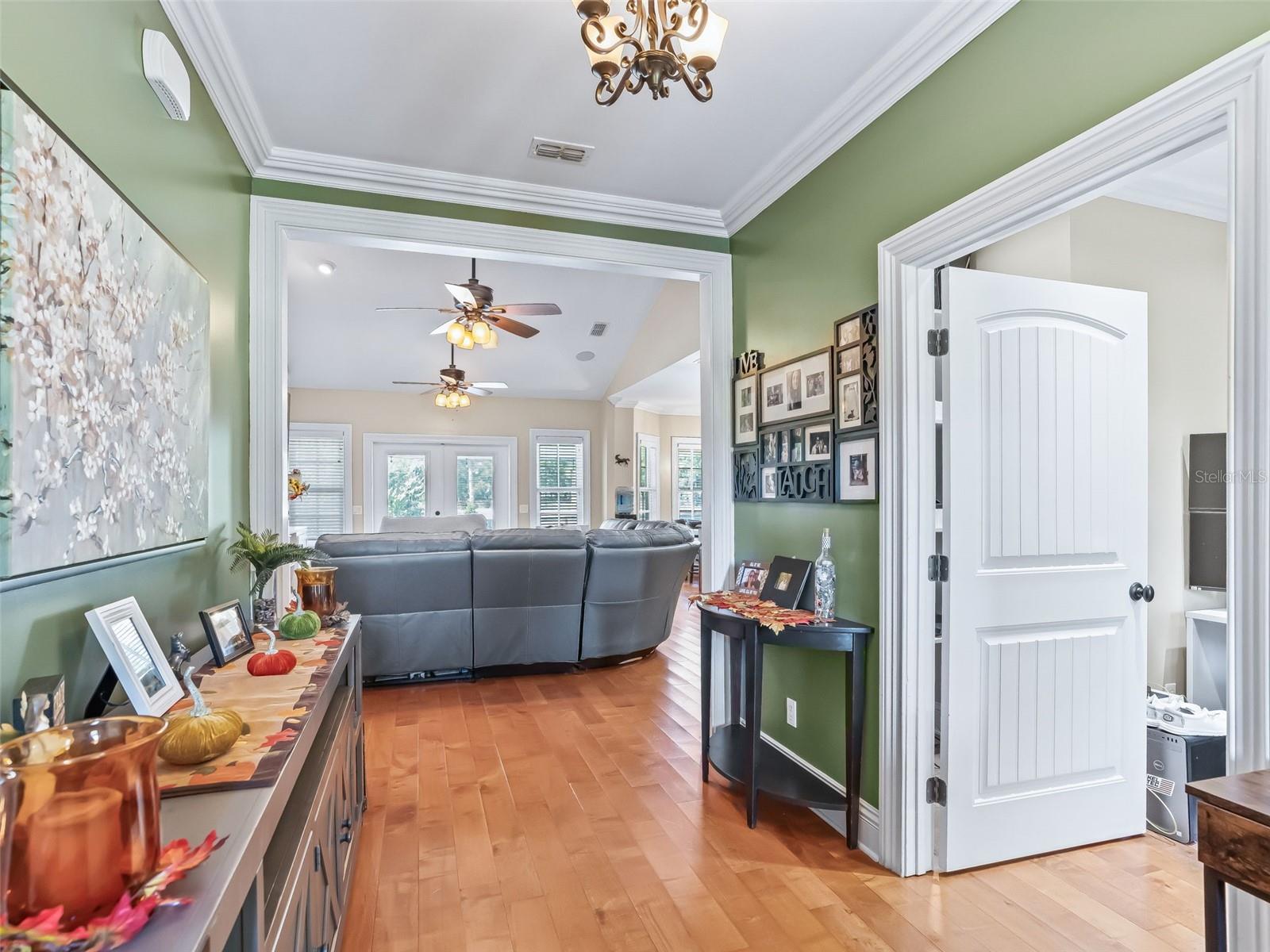 Image 8 of 56 For 10571 8th Lane