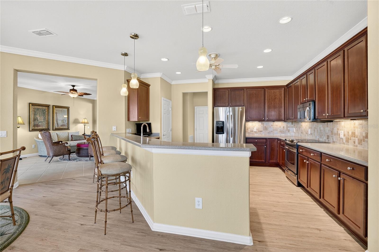 Image 15 of 81 For 9443 71st Loop