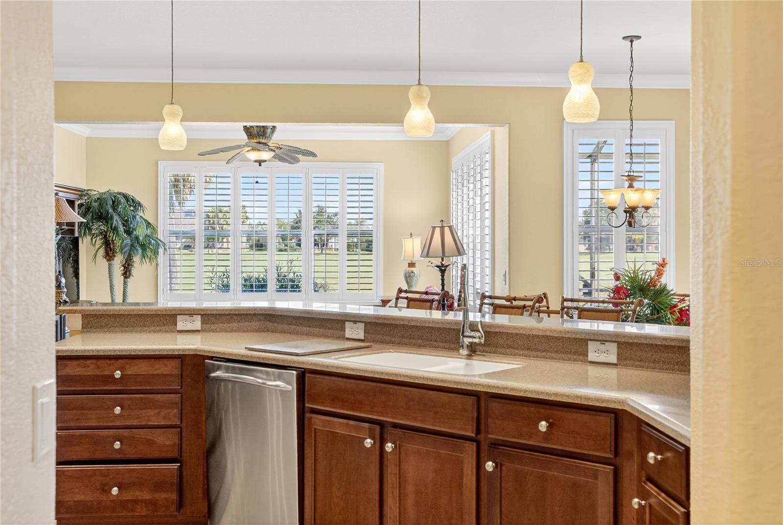 Image 32 of 81 For 9443 71st Loop