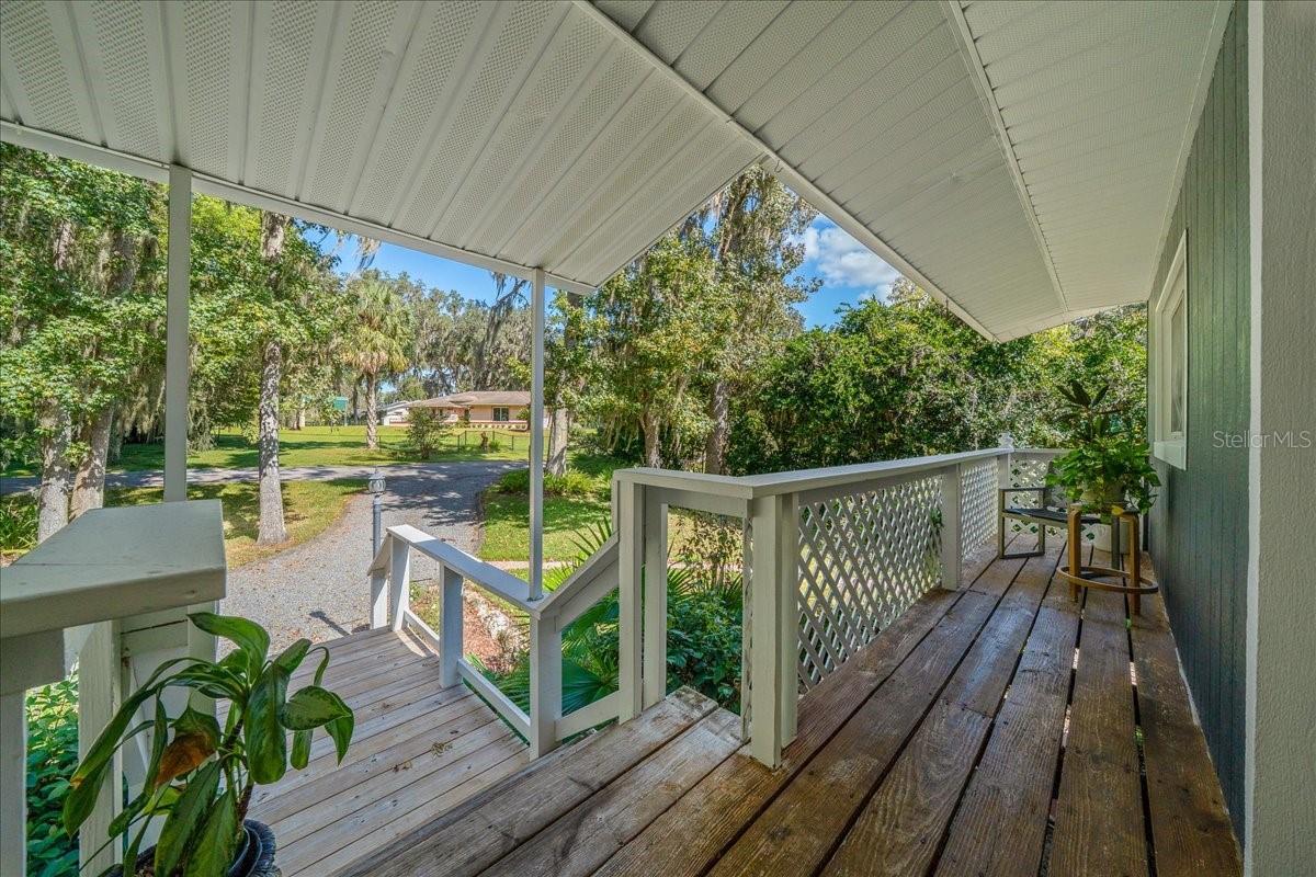 Image 18 of 84 For 430 43rd Place