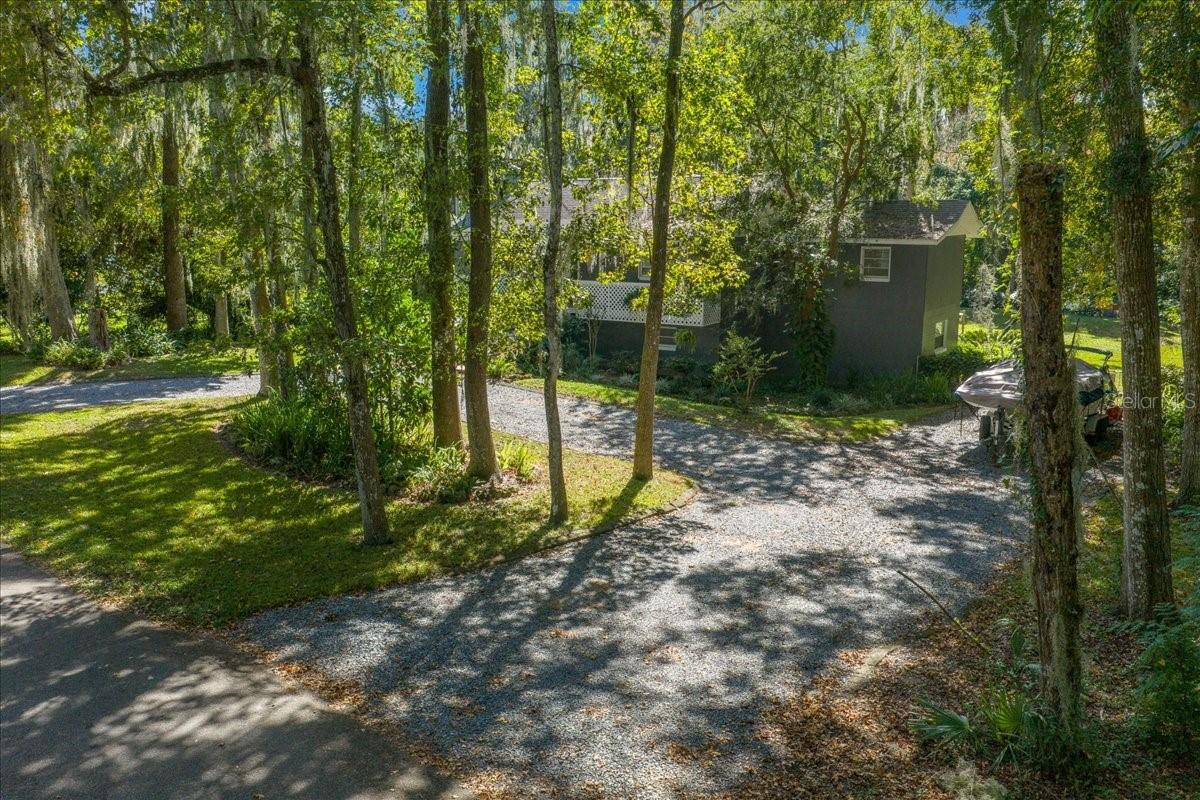 Image 19 of 84 For 430 43rd Place