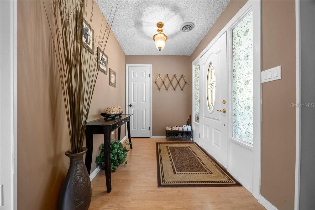 Image 35 of 84 For 430 43rd Place