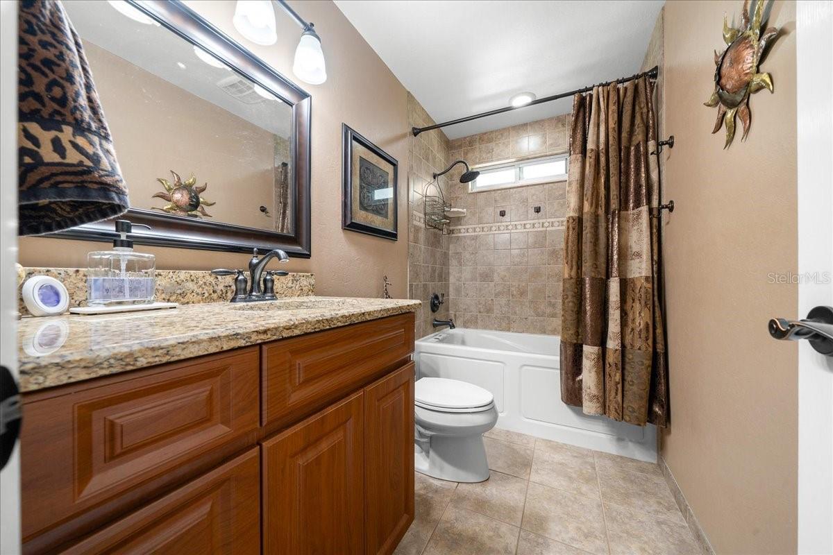 Image 37 of 84 For 430 43rd Place