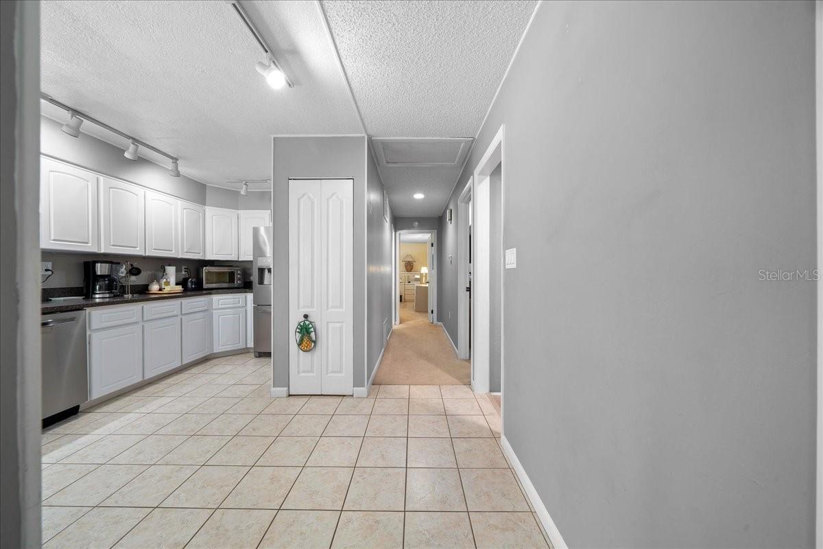 Image 39 of 84 For 430 43rd Place