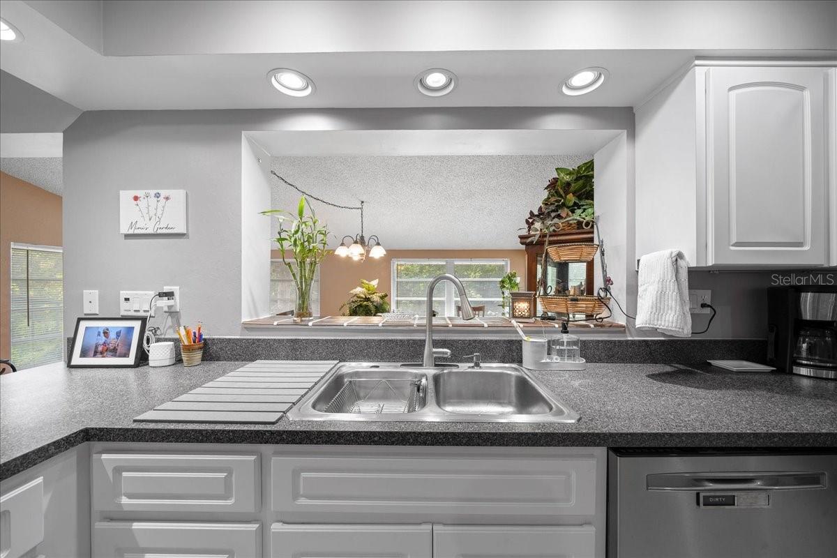 Image 43 of 84 For 430 43rd Place