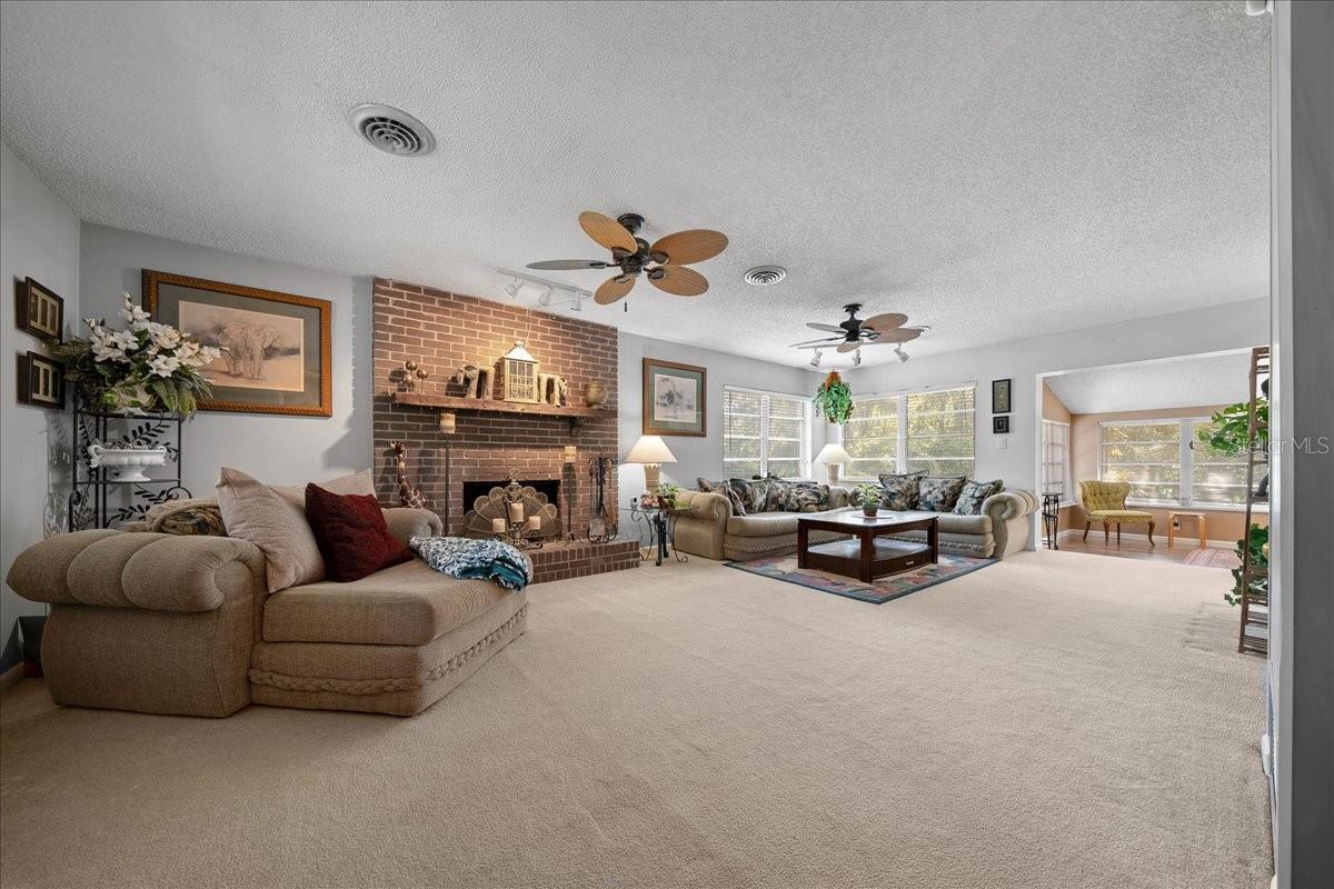 Image 46 of 84 For 430 43rd Place