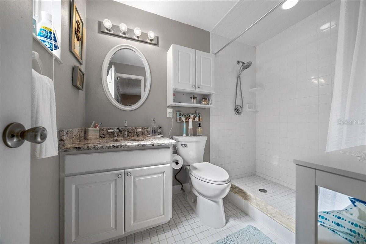 Image 48 of 84 For 430 43rd Place