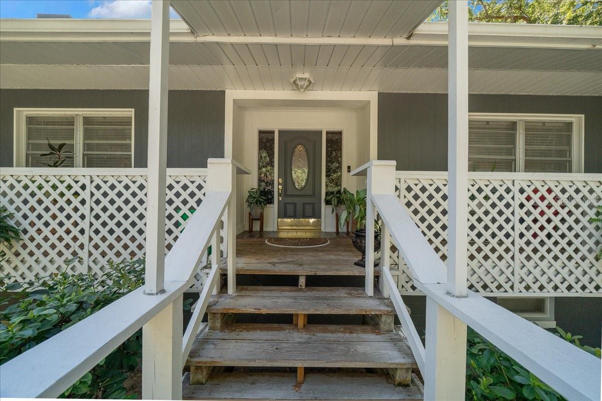 Image 6 of 84 For 430 43rd Place