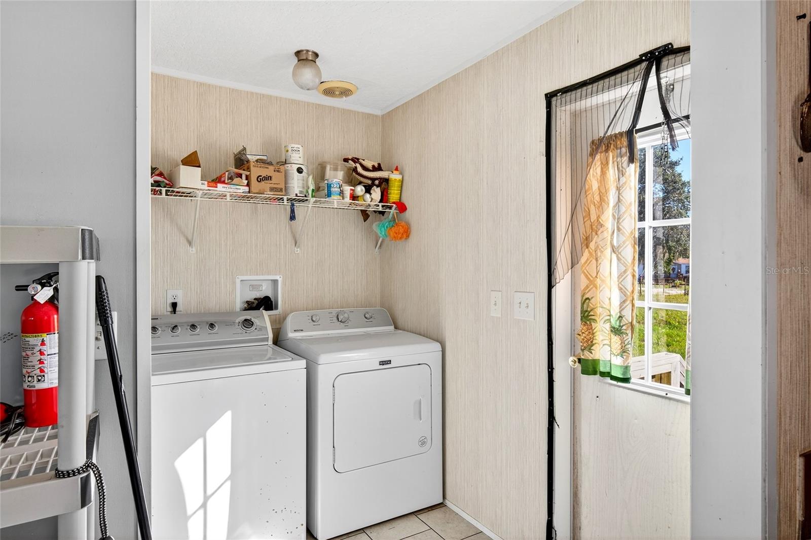 Image 19 of 39 For 12825 115th Avenue