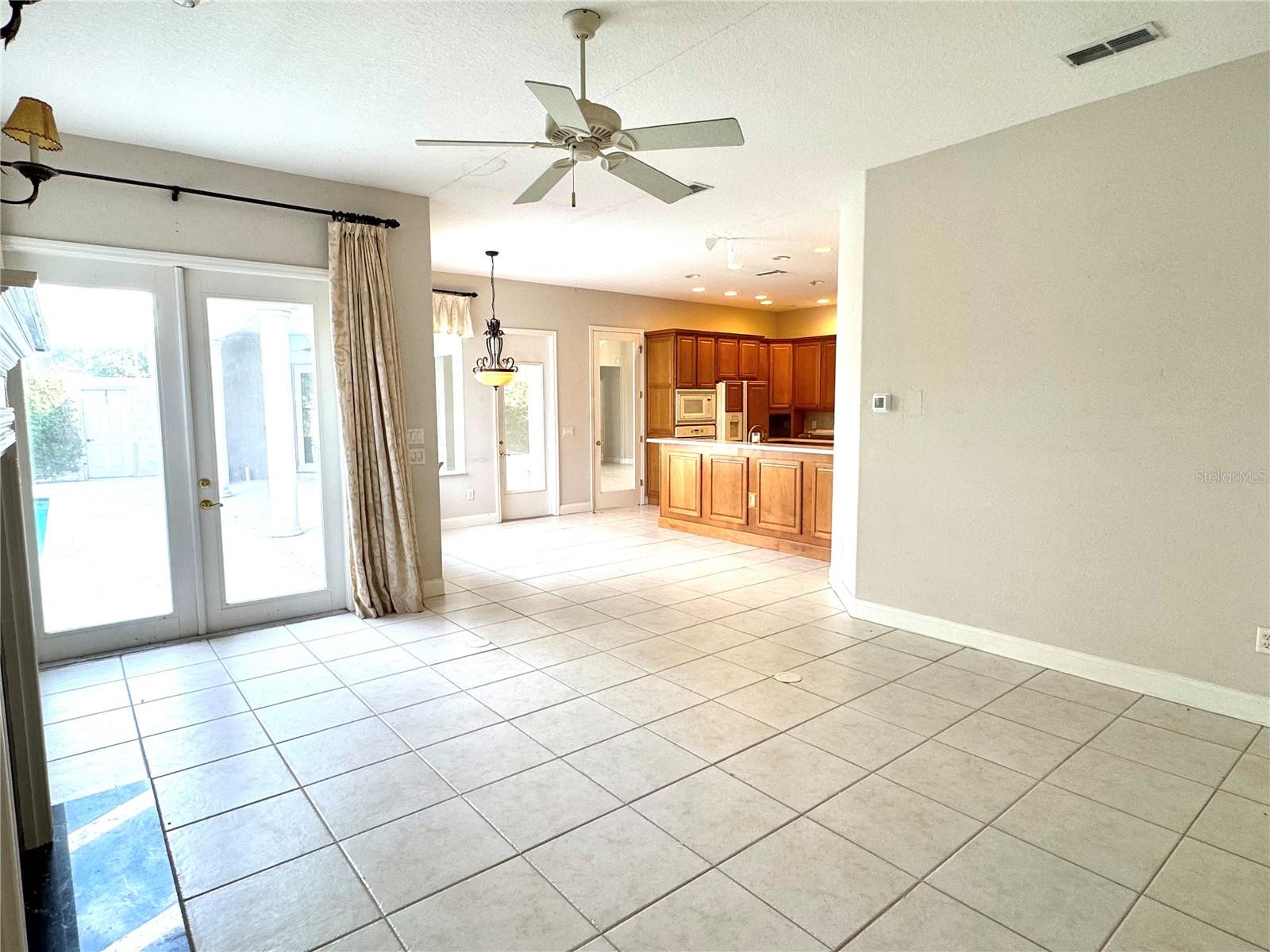 Image 5 of 20 For 4739 Angus Drive