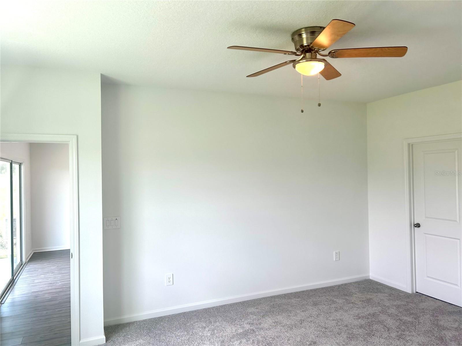 Image 16 of 25 For 4693 83 Loop