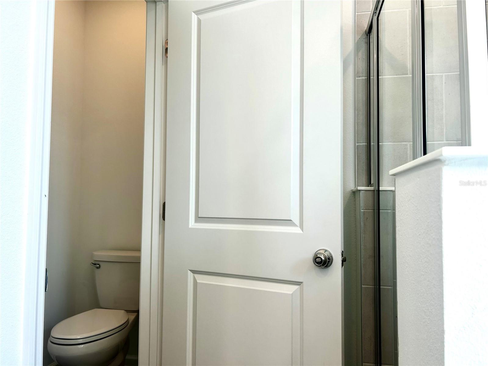 Image 21 of 25 For 4693 83 Loop