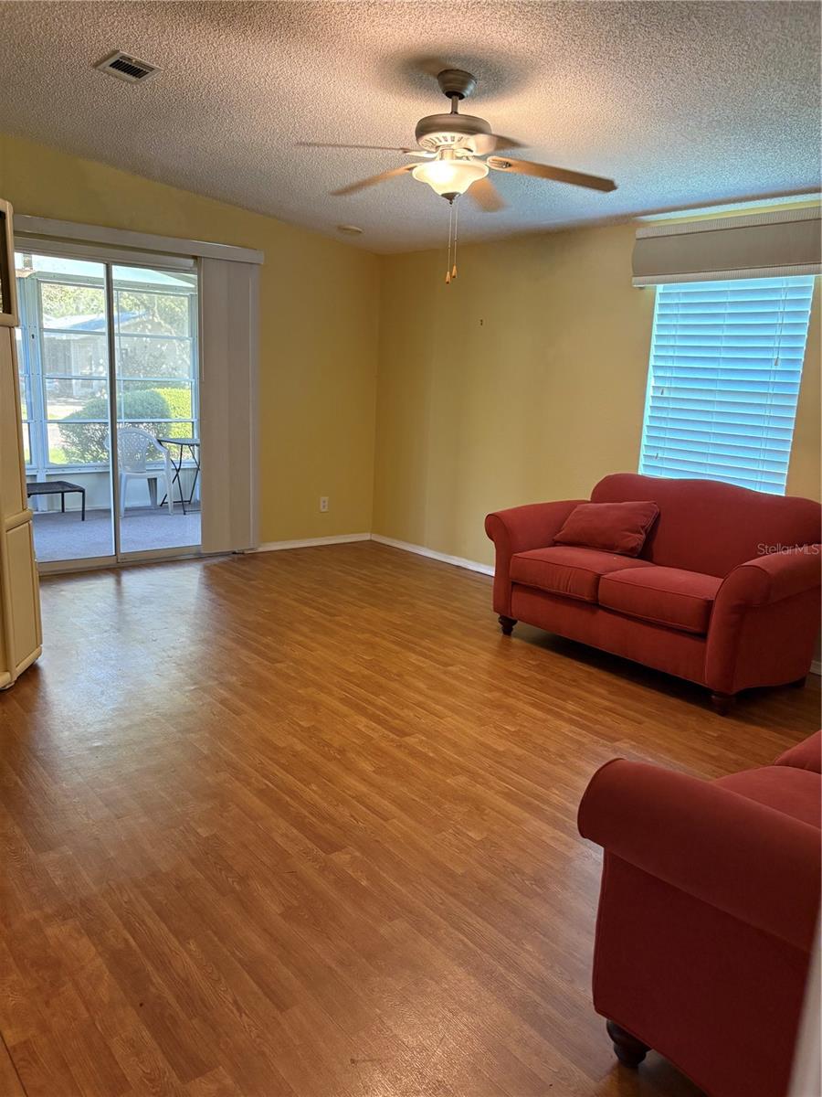 Image 3 of 16 For 1222 Zapata Place