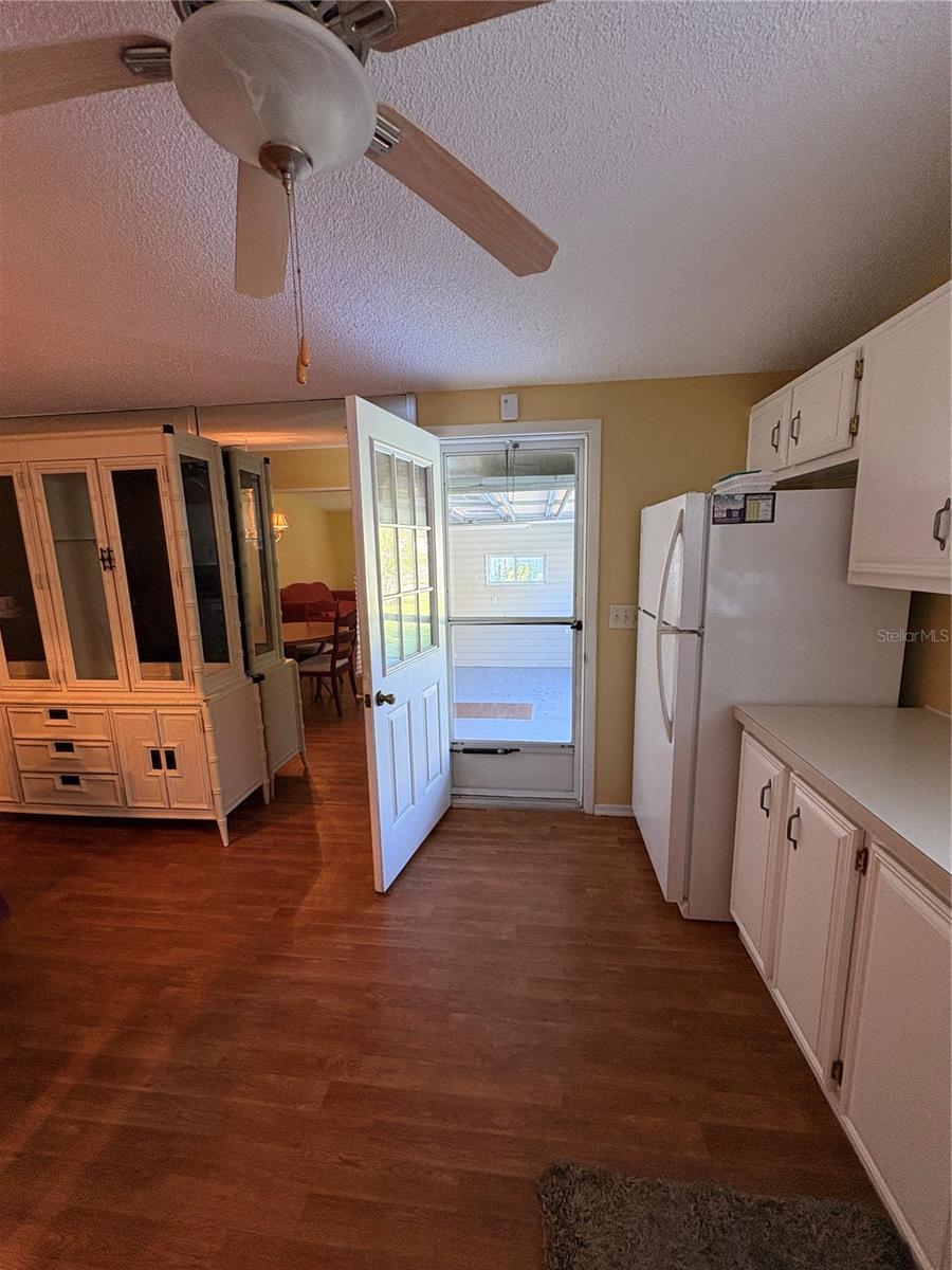 Image 6 of 16 For 1222 Zapata Place