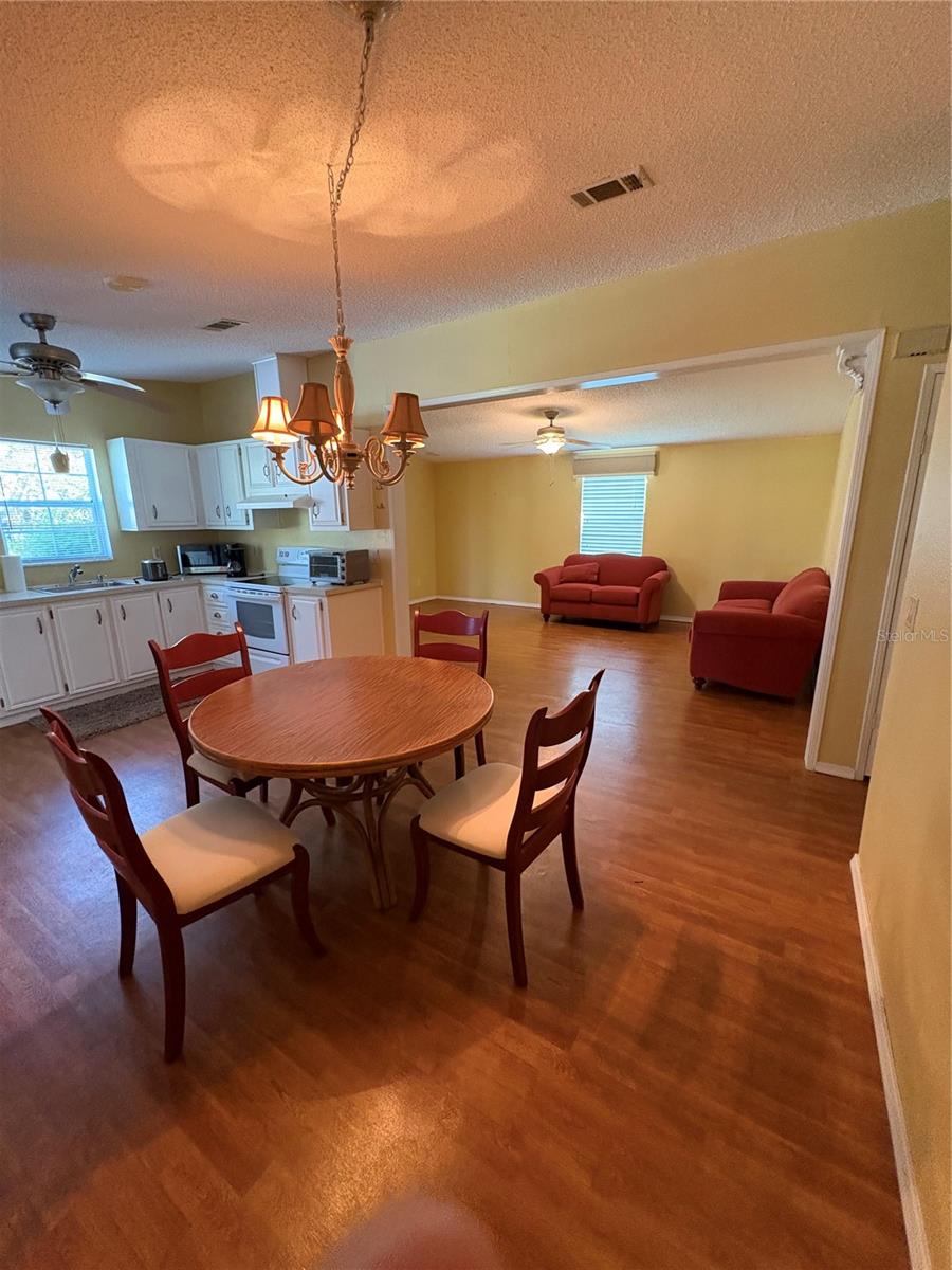 Image 7 of 16 For 1222 Zapata Place