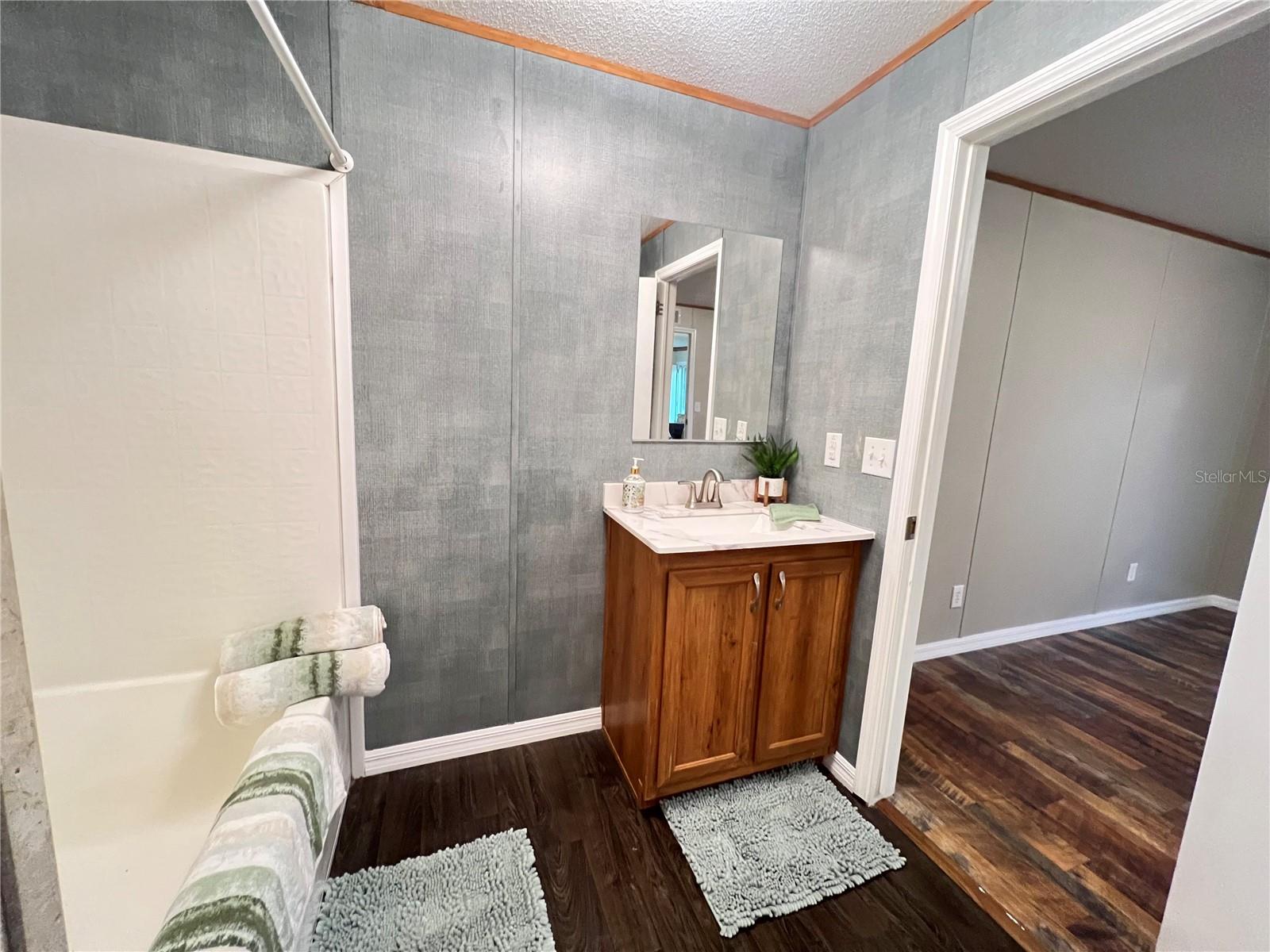 Image 21 of 33 For 10 69th Avenue