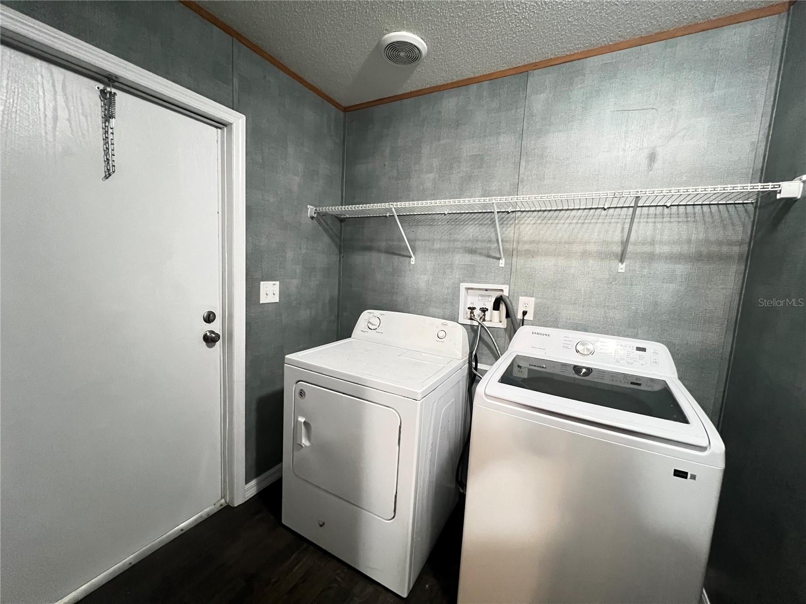 Image 27 of 33 For 10 69th Avenue