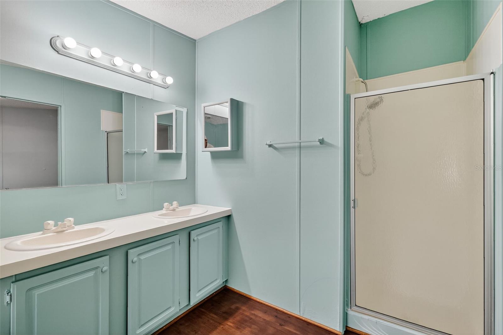 Image 14 of 33 For 5841 164th Avenue