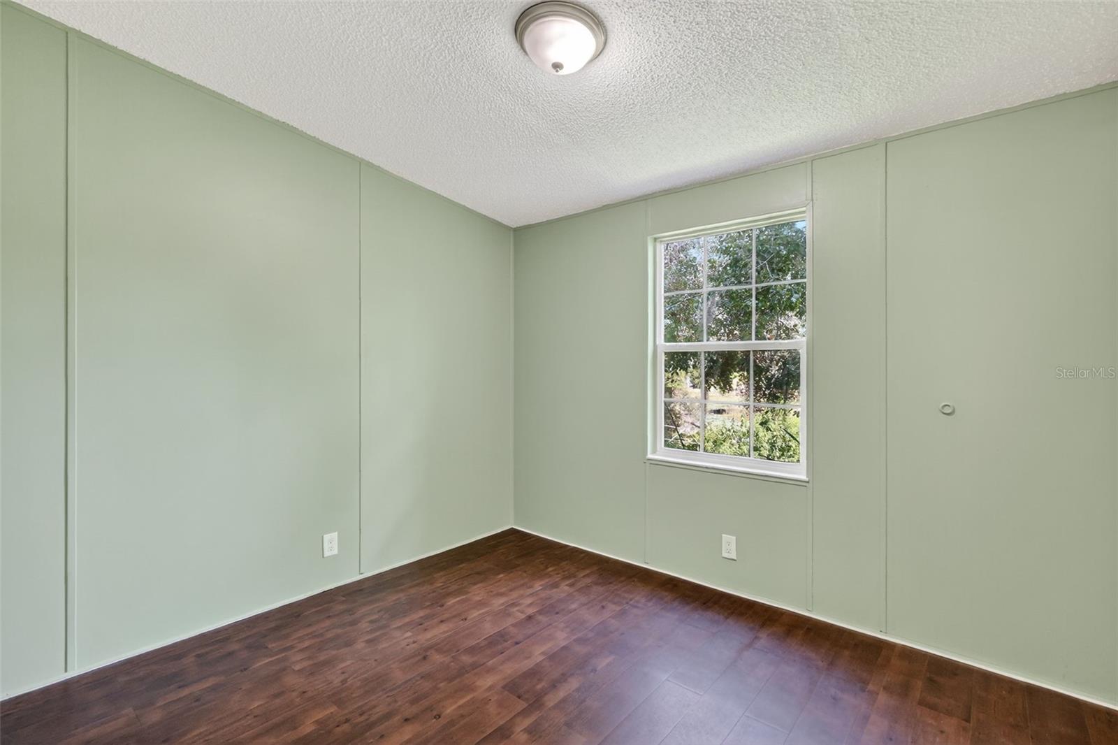 Image 20 of 33 For 5841 164th Avenue