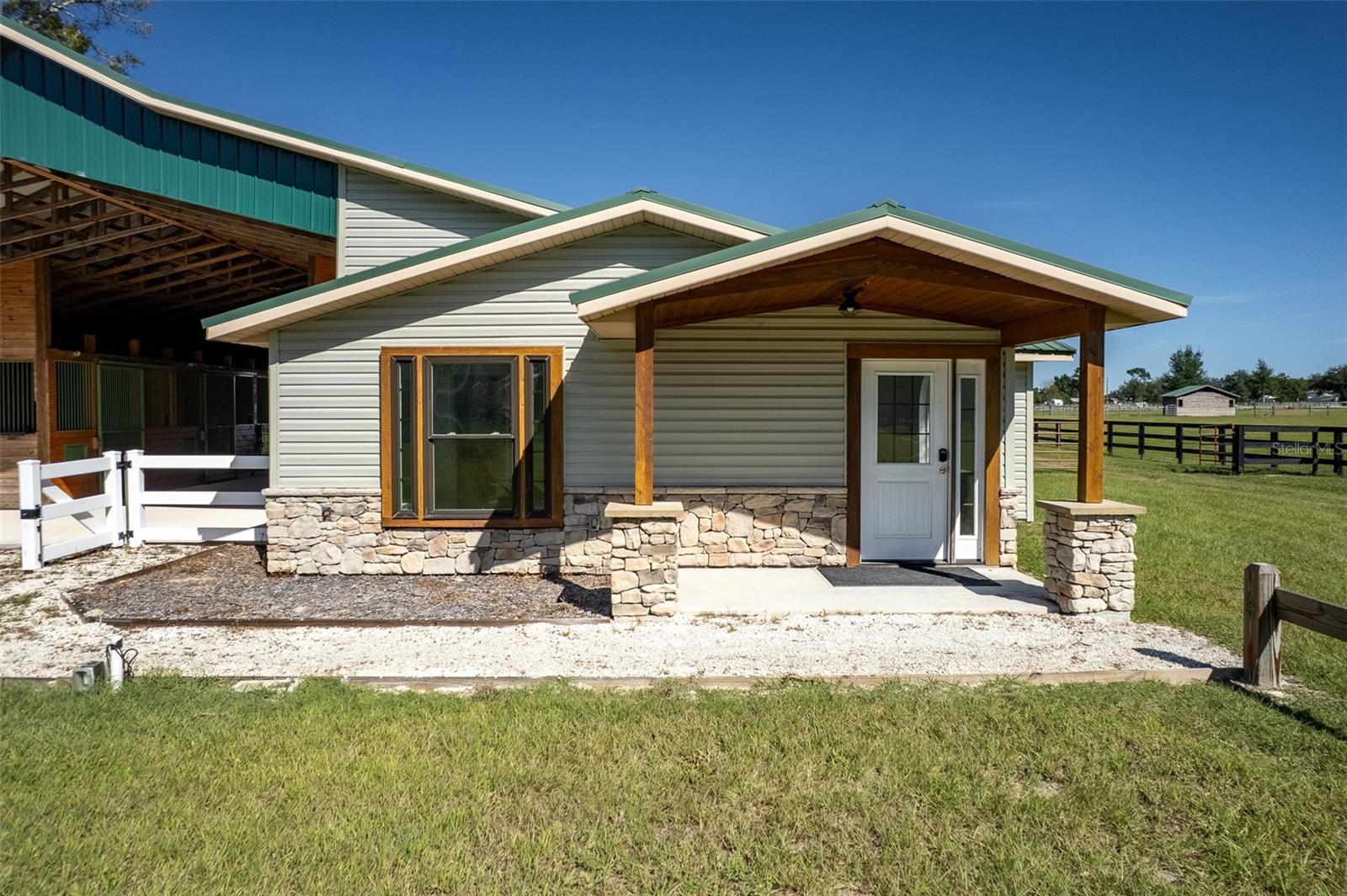 Image 18 of 86 For 20221 5th Place