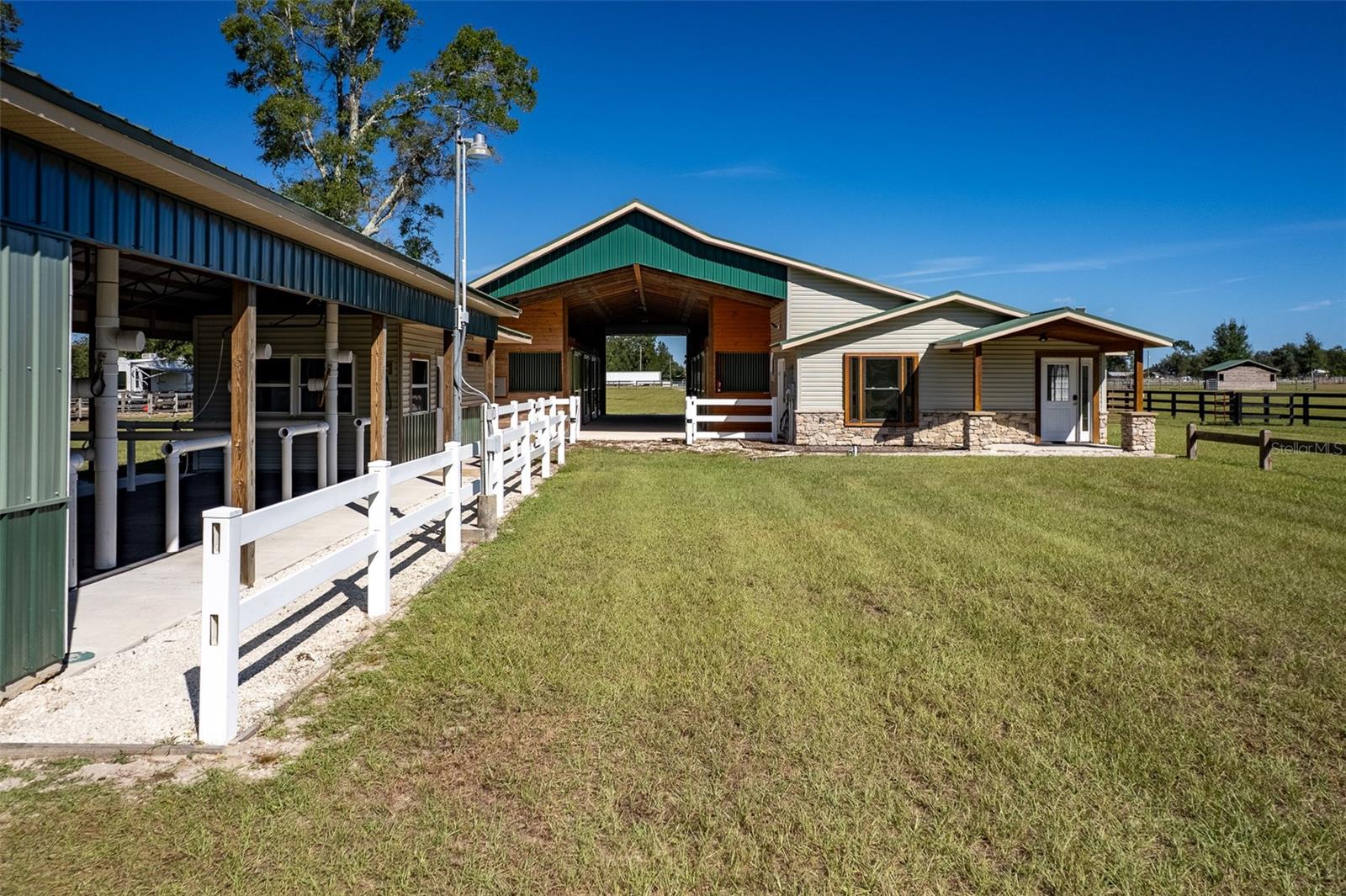 Image 3 of 86 For 20221 5th Place