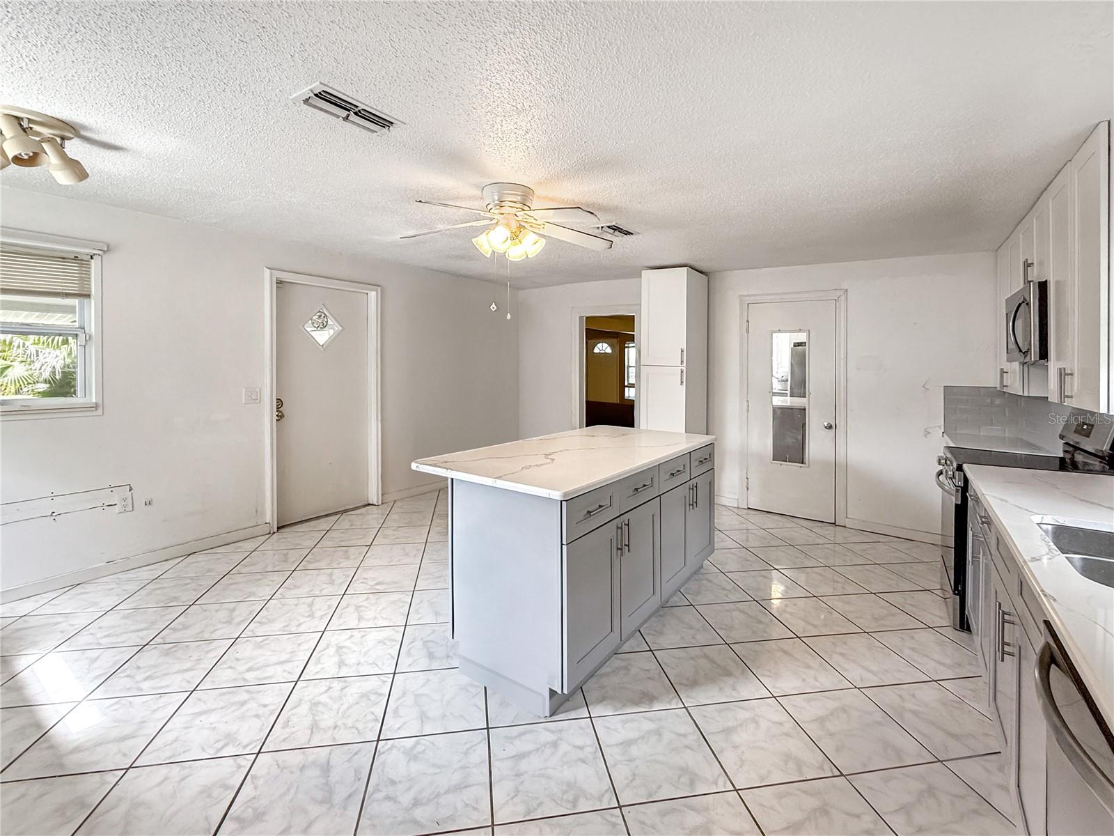 Image 10 of 40 For 1328 36th Street