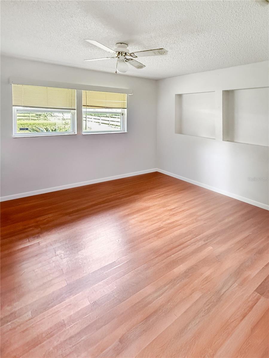 Image 26 of 40 For 1328 36th Street