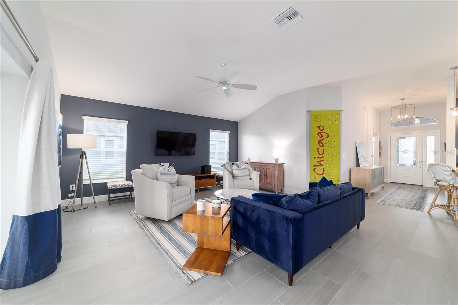 Image 11 of 64 For 3753 Coyne Loop