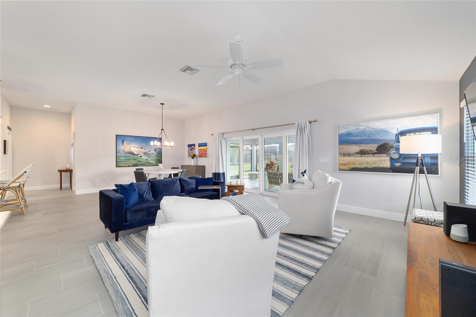 Image 14 of 64 For 3753 Coyne Loop