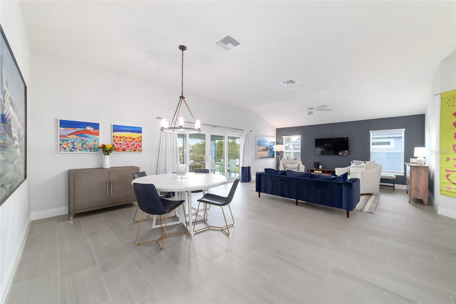 Image 16 of 64 For 3753 Coyne Loop