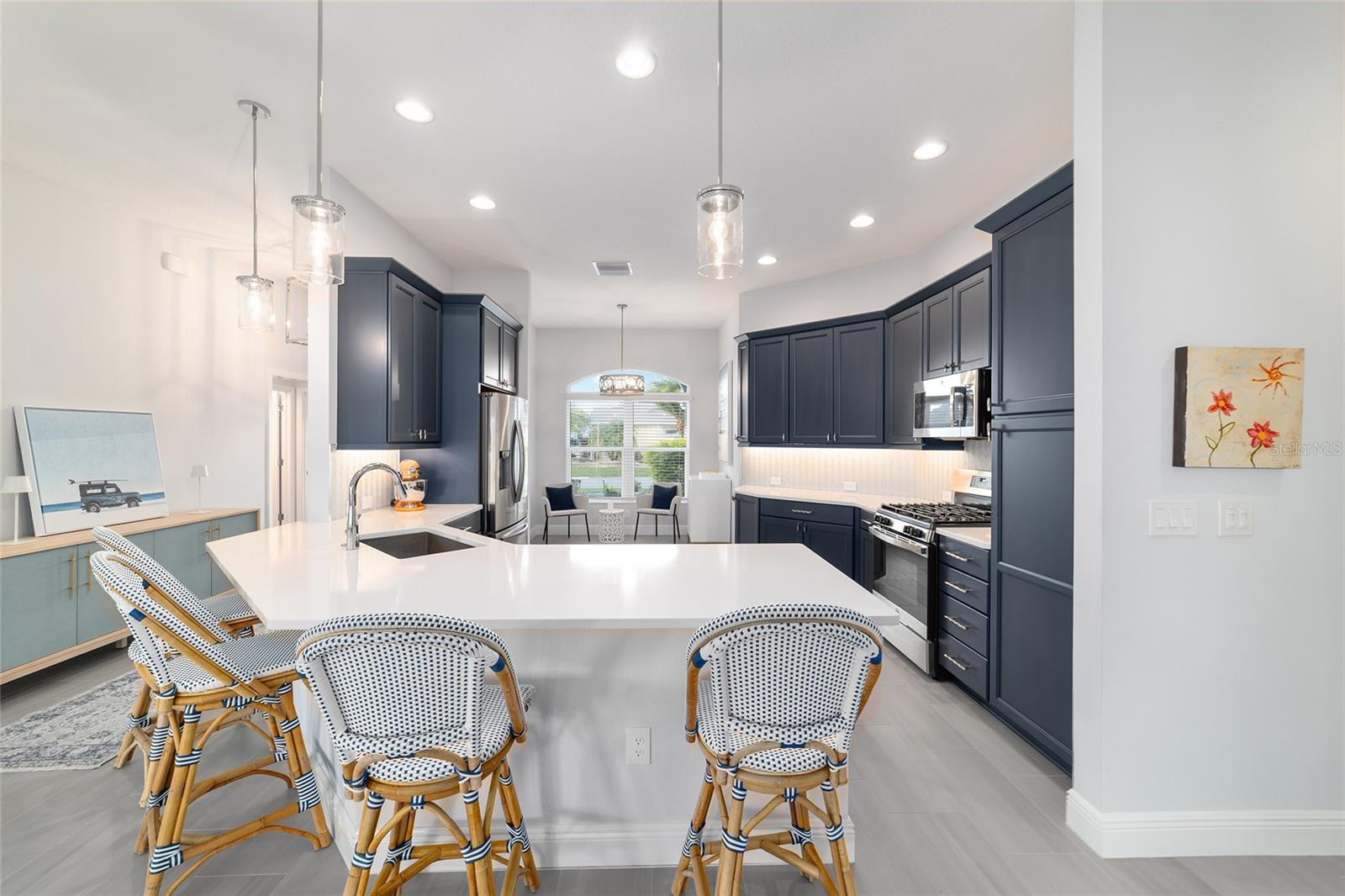 Image 20 of 64 For 3753 Coyne Loop