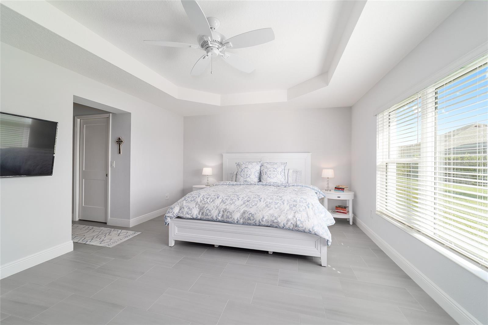 Image 30 of 64 For 3753 Coyne Loop