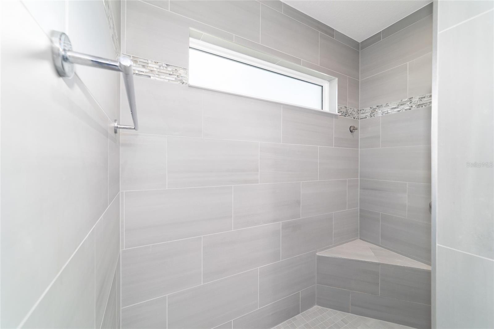 Image 37 of 64 For 3753 Coyne Loop