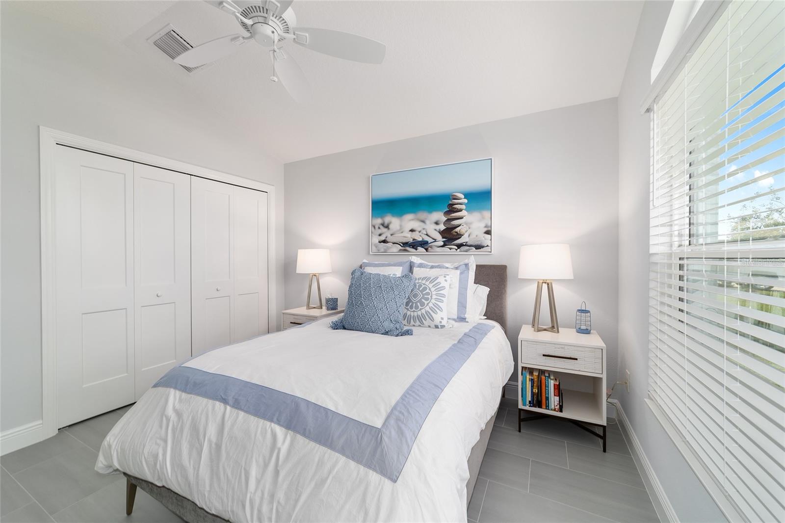 Image 39 of 64 For 3753 Coyne Loop