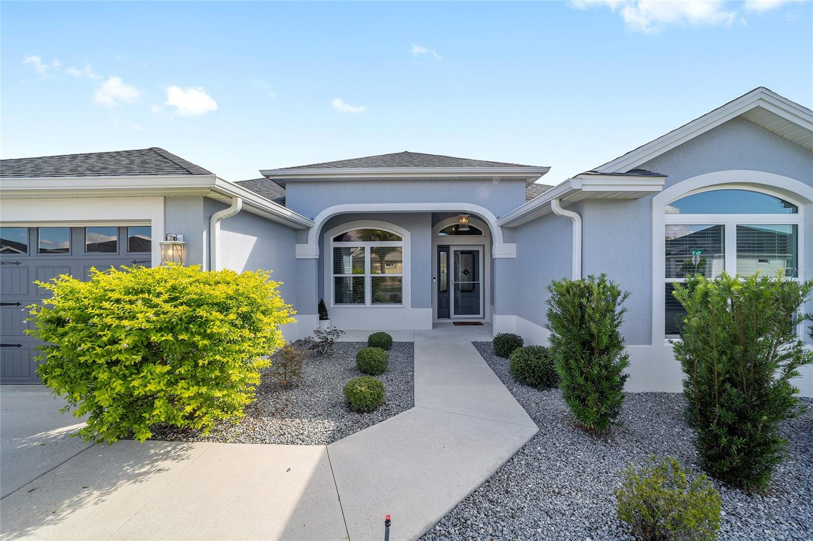 Image 4 of 64 For 3753 Coyne Loop