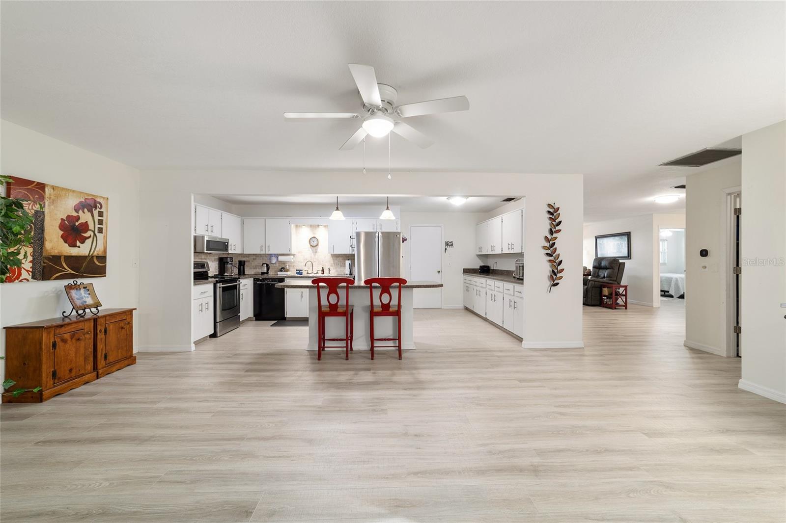 Image 11 of 34 For 8848 96th Lane B