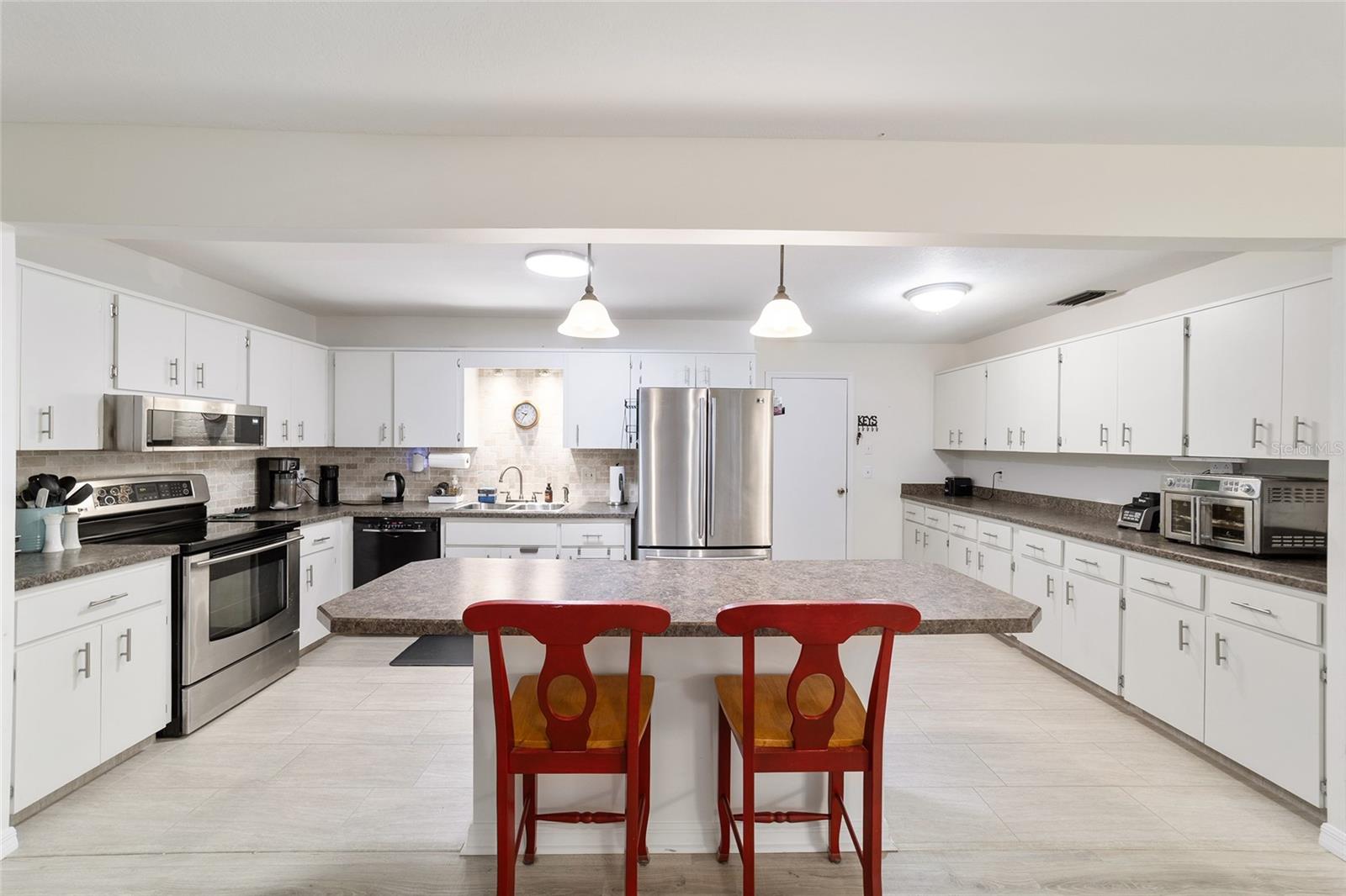 Image 14 of 34 For 8848 96th Lane B