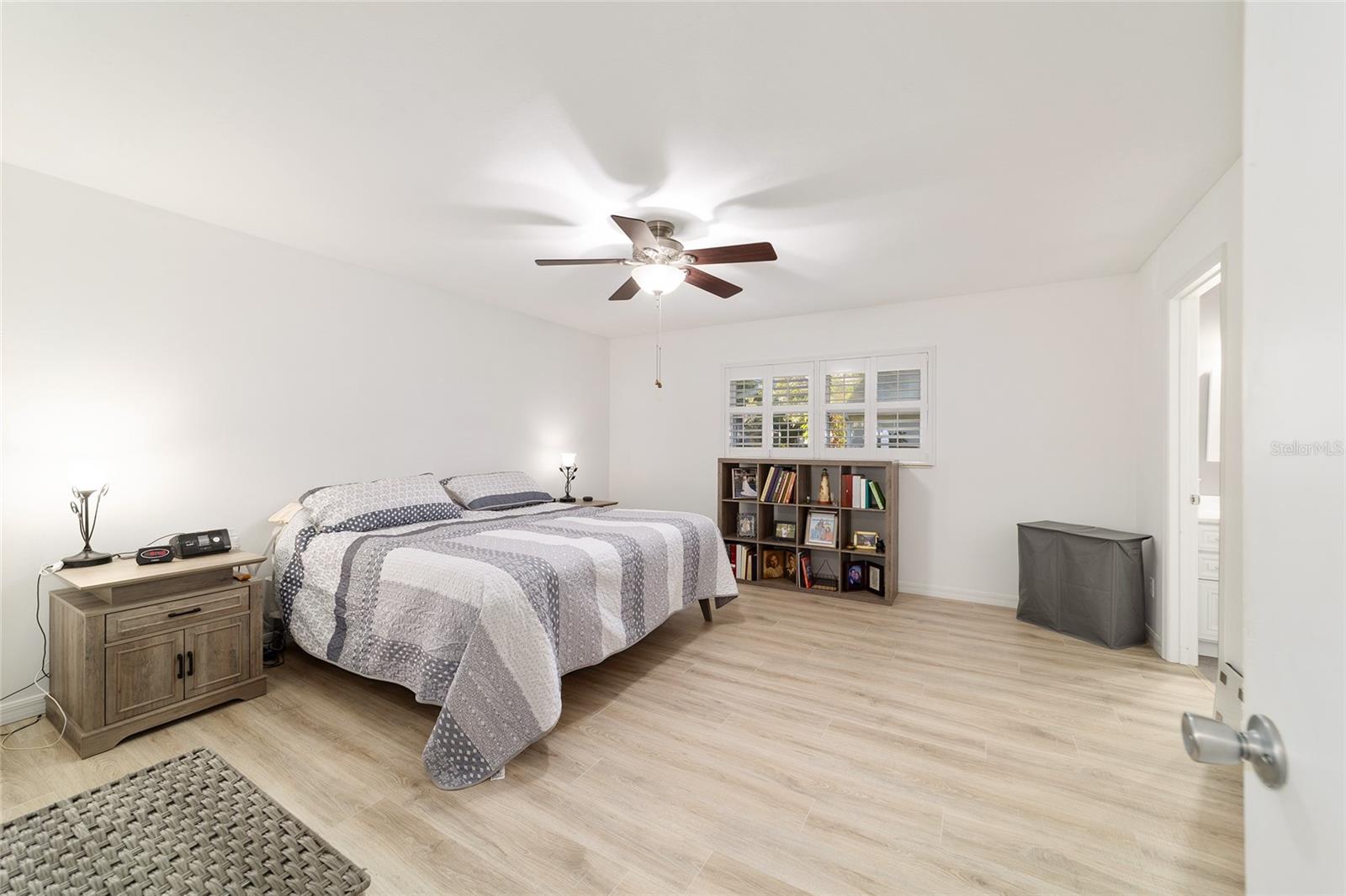 Image 18 of 34 For 8848 96th Lane B