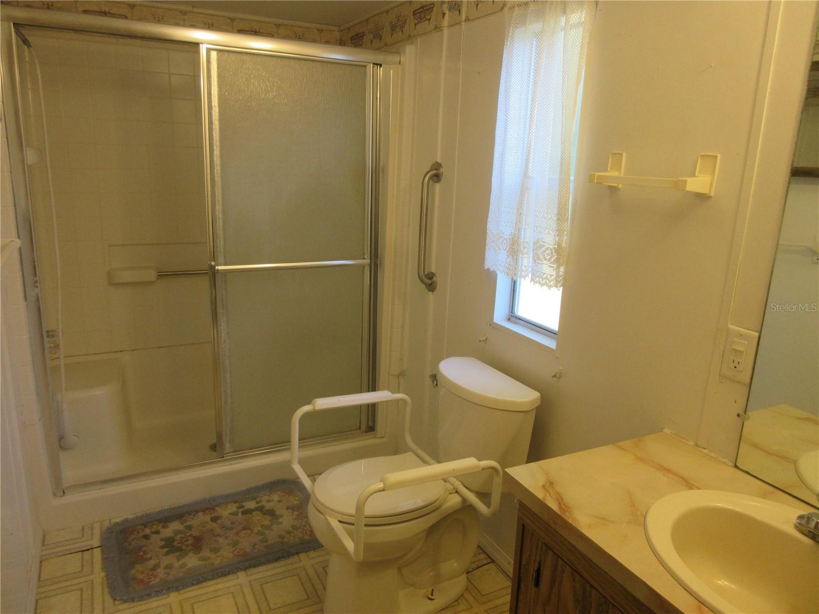 Image 52 of 87 For 11570 19th Street