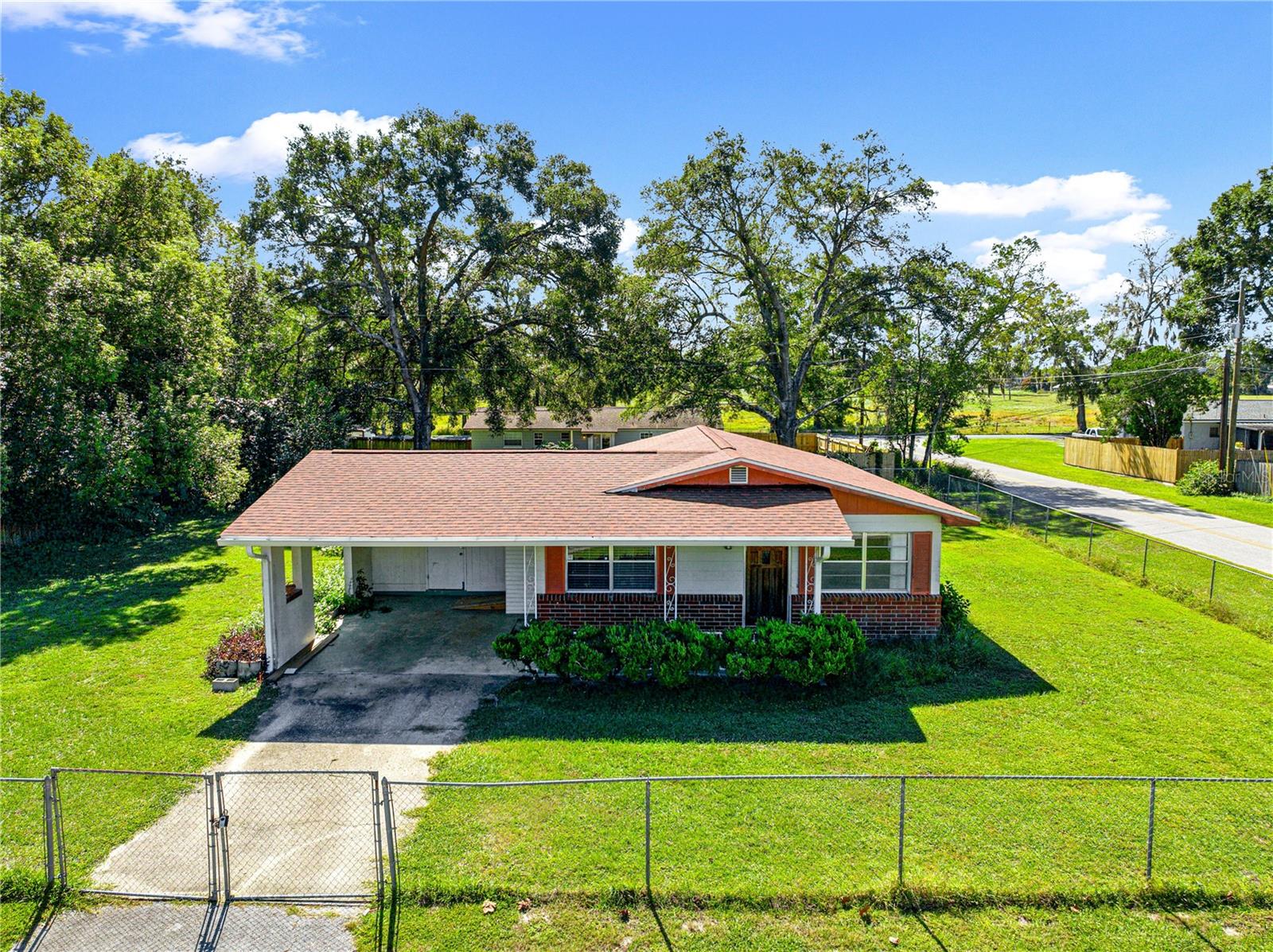 Image 35 of 44 For 900 43rd Street