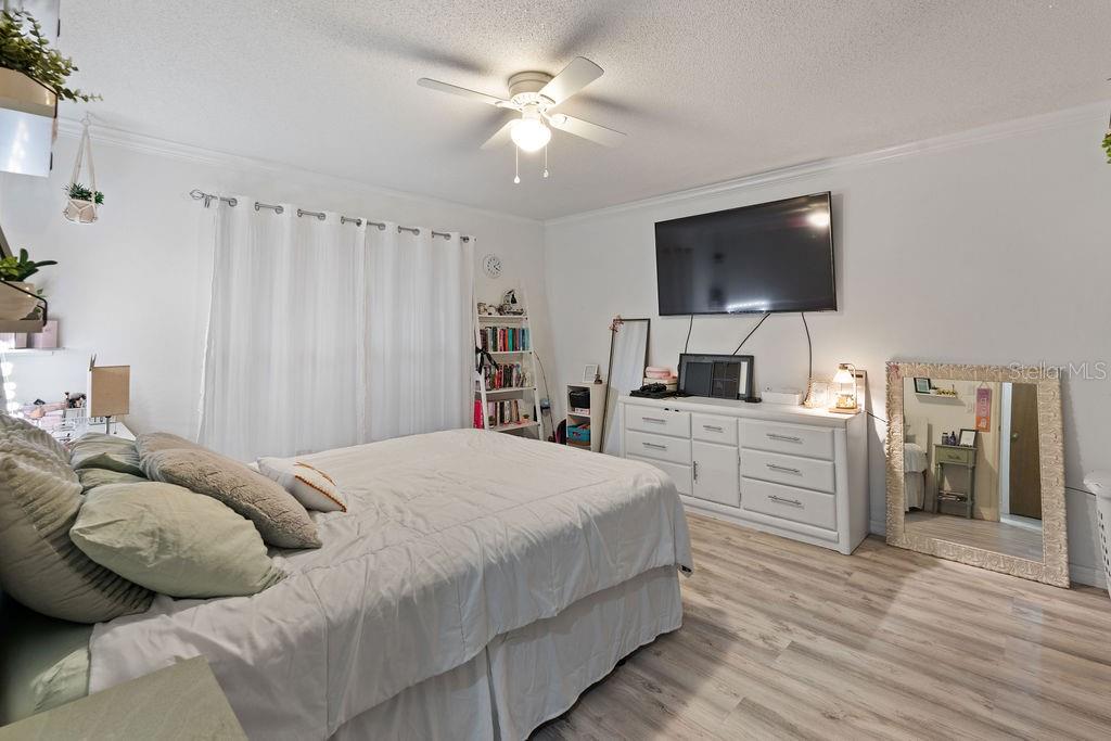 Image 11 of 21 For 20560 92nd Lane