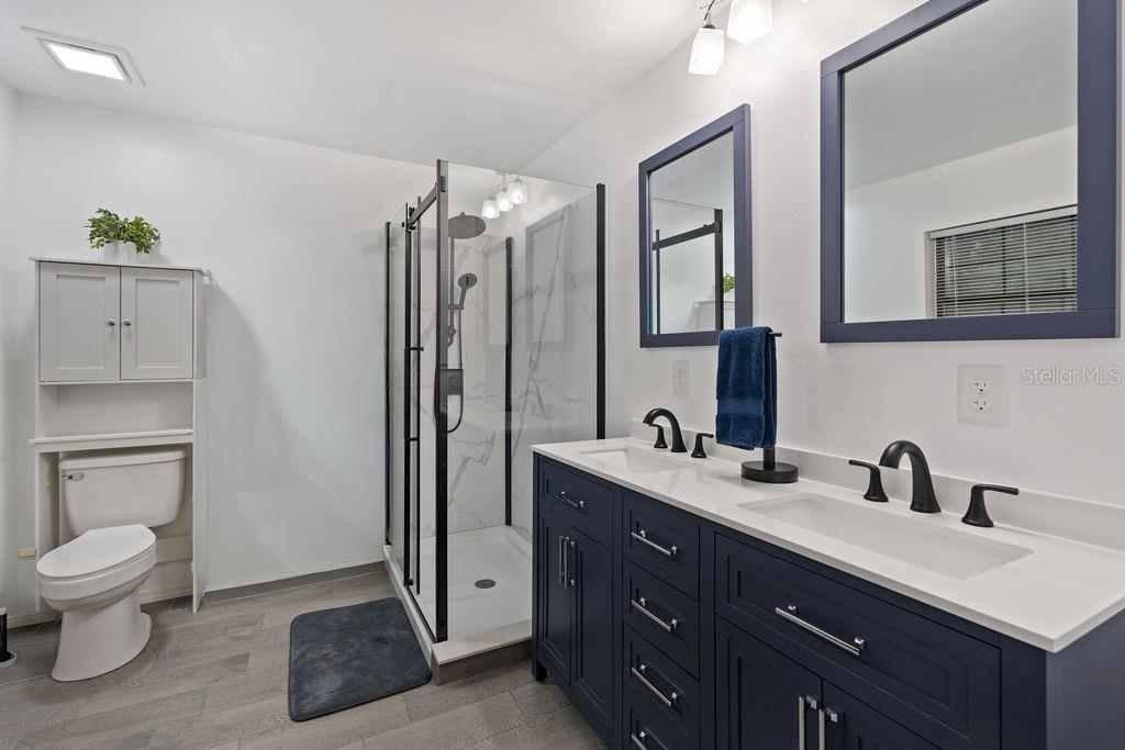 Image 7 of 21 For 20560 92nd Lane