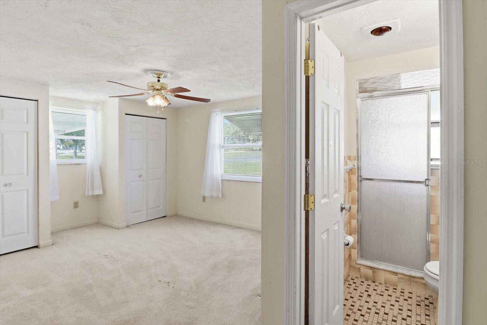 Image 23 of 35 For 11 Roosevelt Boulevard