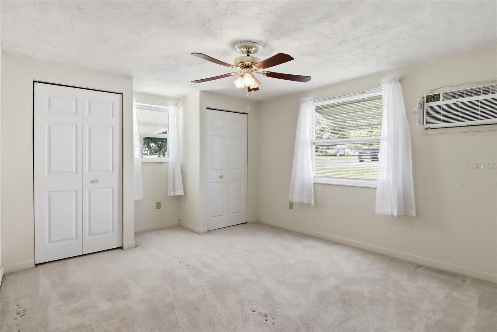 Image 24 of 35 For 11 Roosevelt Boulevard