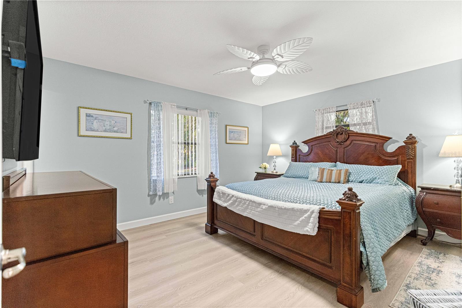 Image 24 of 53 For 1155 Bismark Street