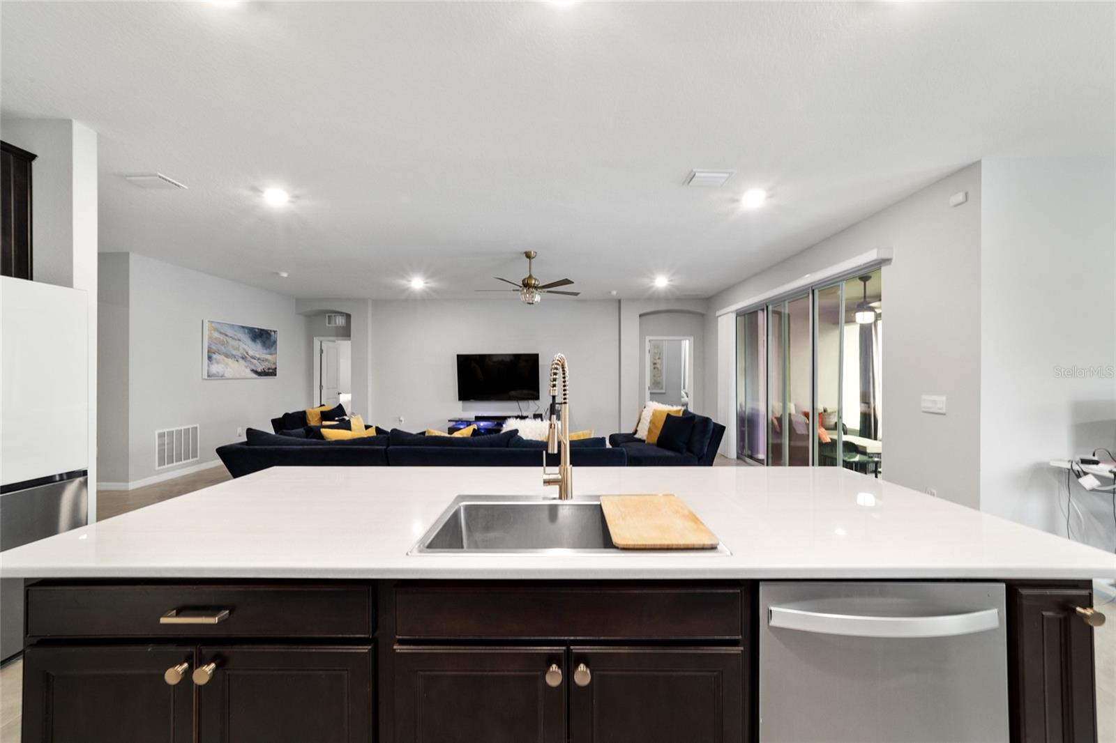 Image 16 of 42 For 5759 80th Lane