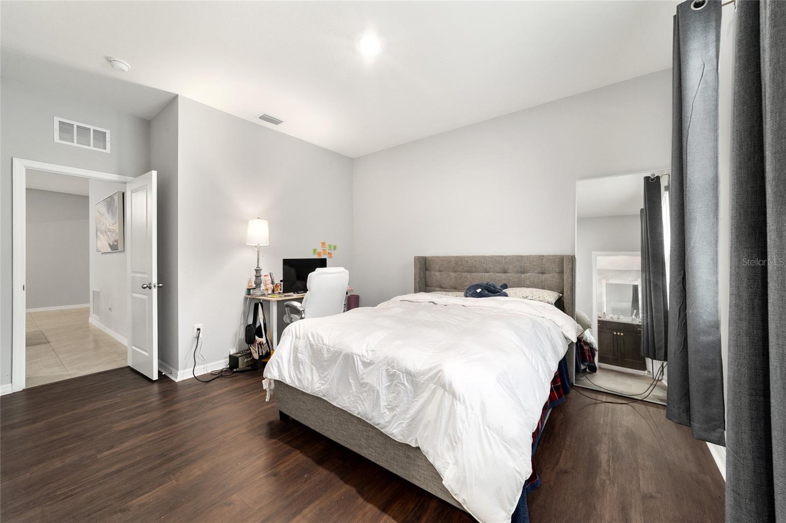 Image 27 of 42 For 5759 80th Lane