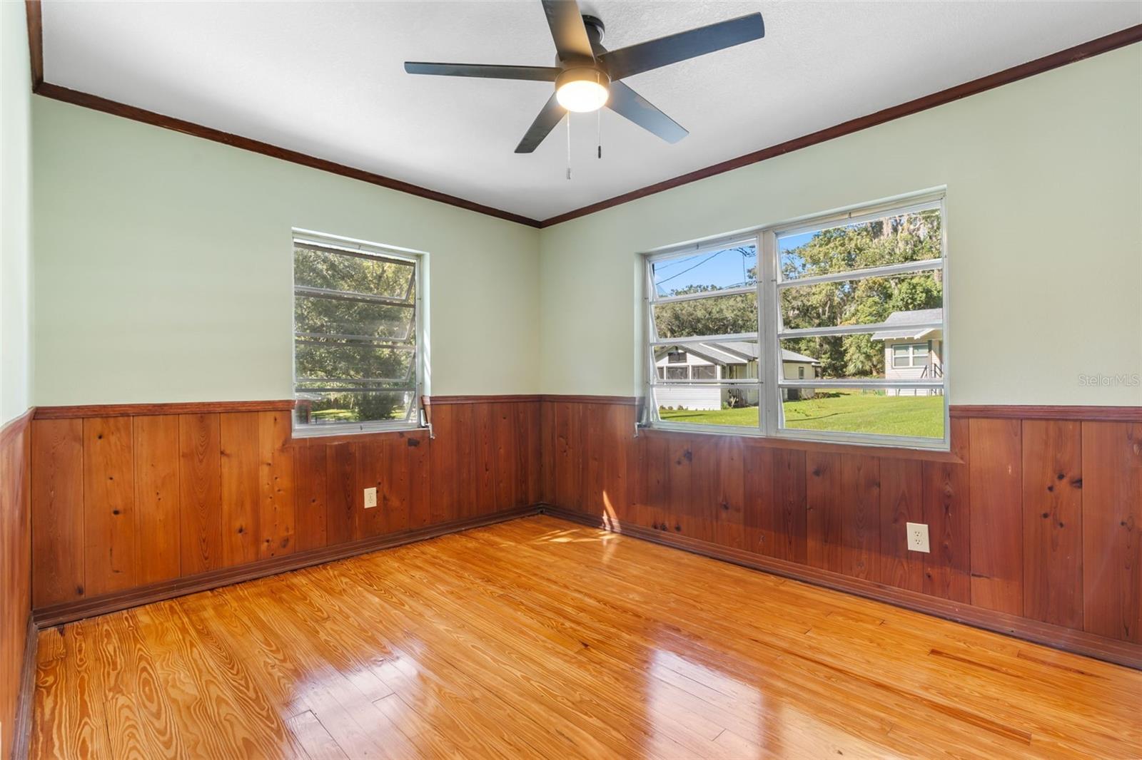 Image 13 of 52 For 317 Highland Street